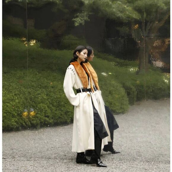 Coat Toga Archives H&M Limited Edition Premium Belted with Faux Fur - Picture 2 of 7